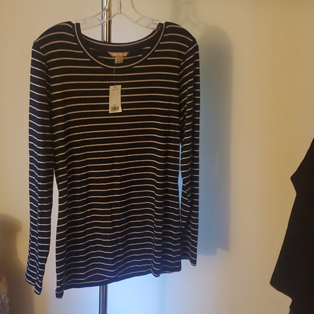 Woman's clothes